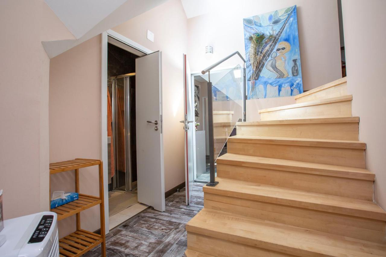 Bnb Comfort Guesthouse Olten - Lostorf Luaran gambar