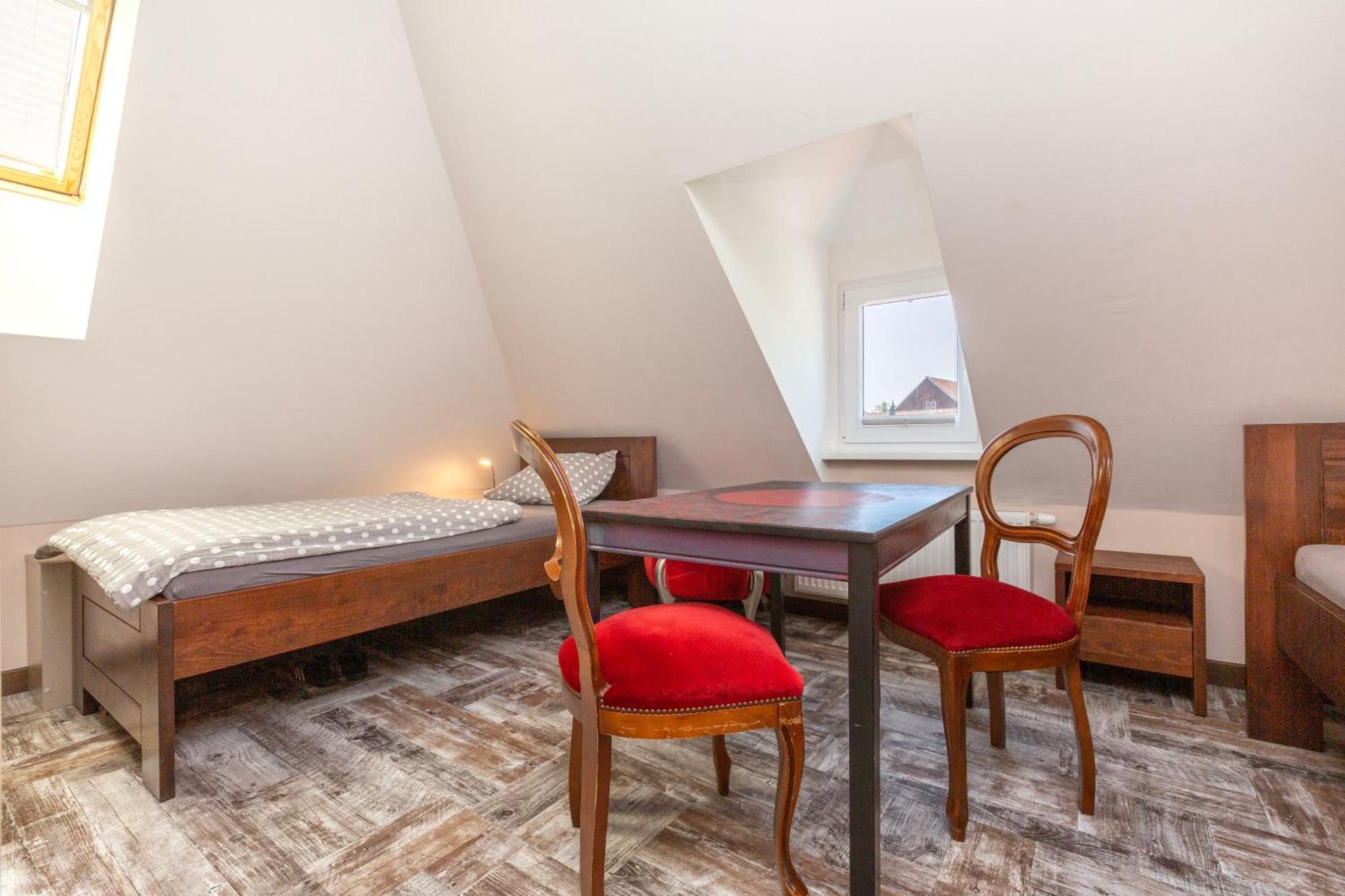 Bnb Comfort Guesthouse Olten - Lostorf Luaran gambar