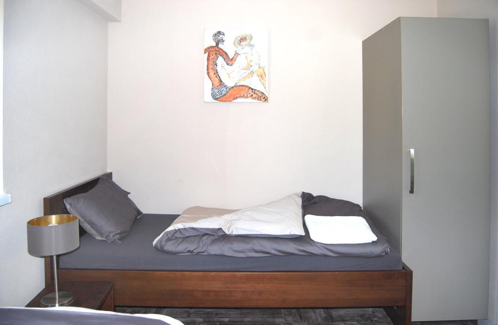 Bnb Comfort Guesthouse Olten - Lostorf Luaran gambar